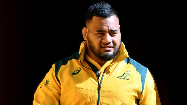 Taniela Tupou (left) and Izack Rodda arrive for a training session in Sydney, Friday, August 17, 2018. (AAP Image/Joel Carrett) NO ARCHIVING