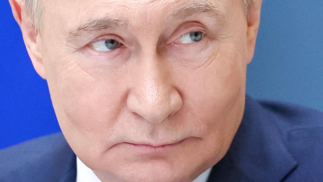 Putin mocks the world with telling snub