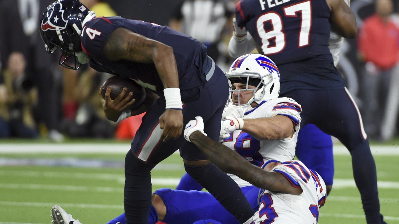 Josh Allen pulls off trick play touchdown pass in NFL playoff game