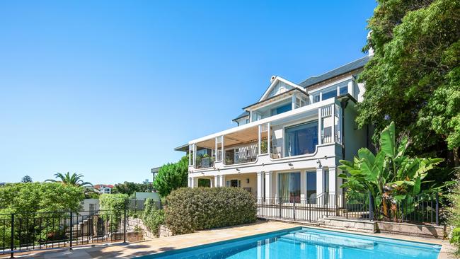 142 Wolseley Rd, Point Piper.