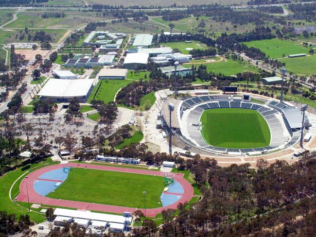 (CNB556) STOCK. Canberra. 7 October 2000.  The Australian Institute of Sport complex in Canberra with Bruce Stadium and the Athletics track in foreground. (AAP Photo/Alan Porritt)