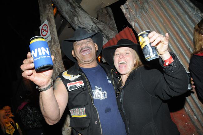 Tom Selwood and Sandy Donnison. Picture: Craig Warhurst