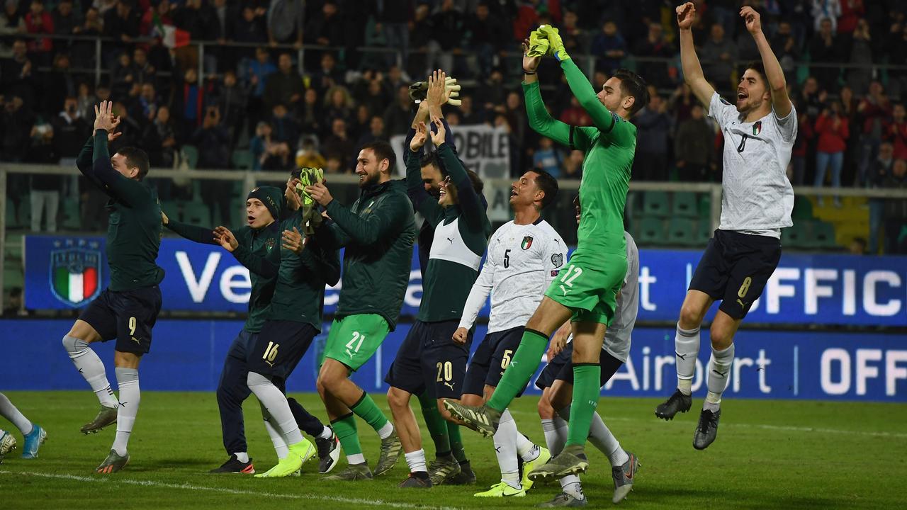 Italy’s youngsters put on a show in their final qualifying game.