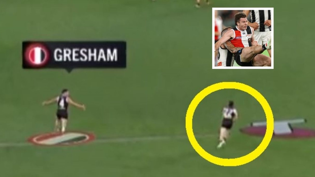 Jack Higgins has been slammed for ignoring an open teammate in St Kilda's loss to Collingwood.