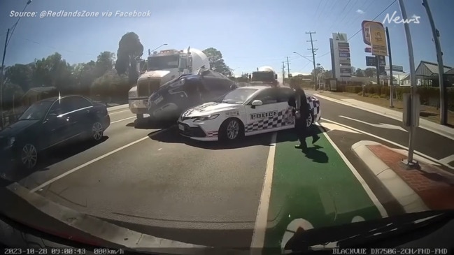 Shocking footage shows allegedly stolen vehicle ramming police car