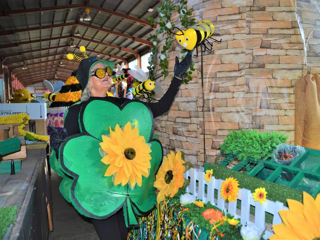 Participating in the 2023 Toowoomba Carnival of Flowers and Grand Central Parade is Darling Downs Irish Club member Mary Edlich. Picture: Rhylea Millar