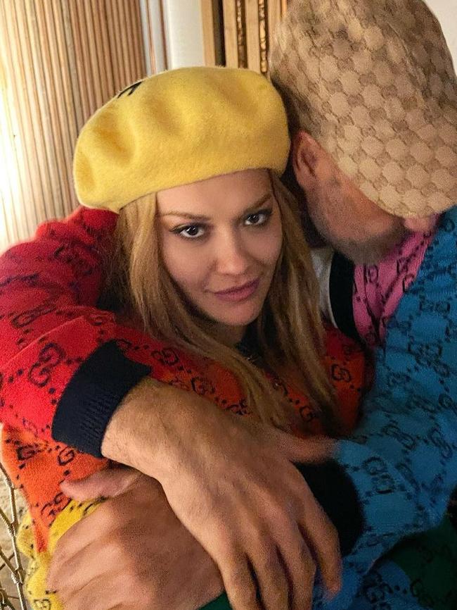 Ora is dating Thor director Taika Waititi.