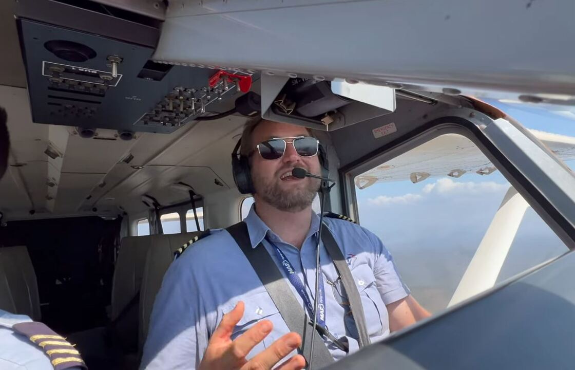 Video of pilot Chris Coffee of 'Flying a Teacher and sick child across Arnhem Land' posted to YouTube