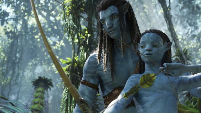 (L-R): Jake Sully and Neteyam in 20th Century Studios' AVATAR: THE WAY OF WATER. Photo courtesy of 20th Century Studios. ÃÂ© 2022 20th Century Studios. All Rights Reserved.