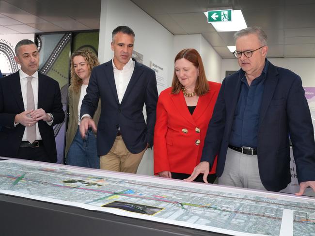 The Prime Minister, Anthony Albanese, in Adelaide today with the Premier of South Australia, Peter Malinauskas, South Australian Minister Tom Koutsantonis and Federal and State Members of Parliament, including Louise Miller-Frost (2nd R)and Nadia Clancy, (Member for Elder) to announce the use of a third tunnelling machine for the South Road project. 11 AUGUST 2024. Picture Dean Martin