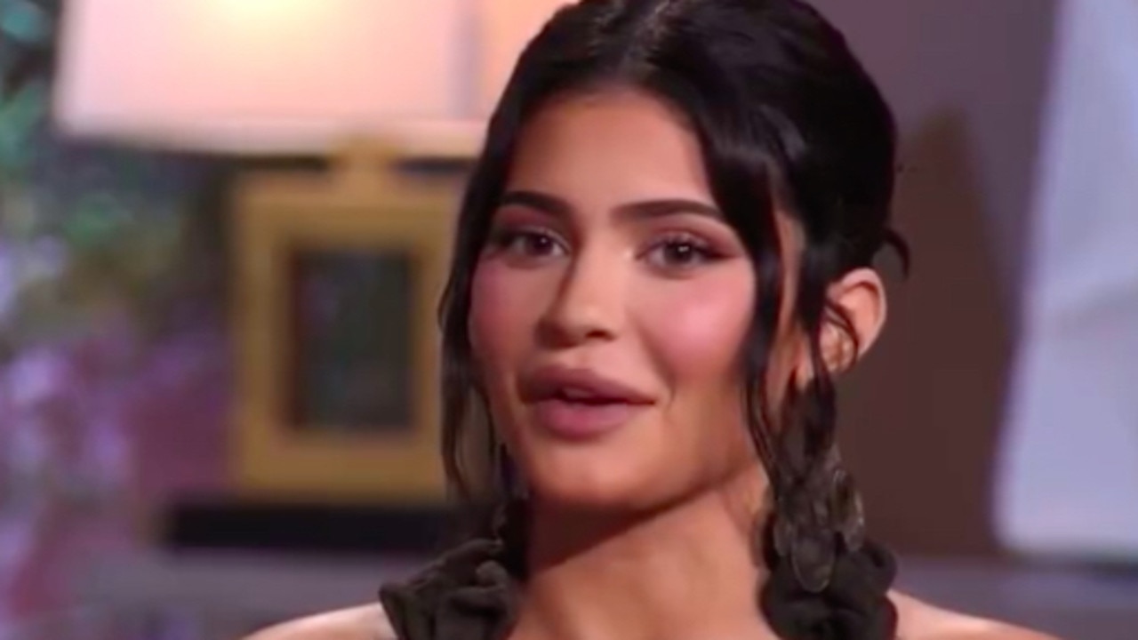 Kylie Jenner Confesses She ‘felt Unkissable Before Plastic Surgery 7385
