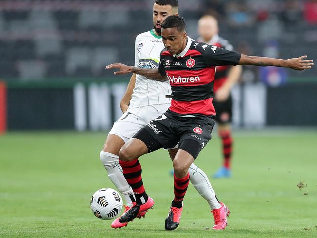 SYDNEY, AUSTRALIA - JANUARY 29: Keanu Baccus of the Wanderers controls the ball during the A-League match between the Western Sydney Wanderers and the Newcastle Jets at Bankwest Stadium, on January 29, 2021, in Sydney, Australia. (Photo by Mark Metcalfe/Getty Images)