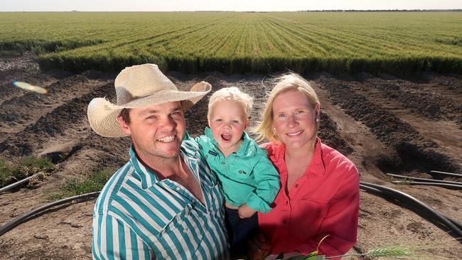 James Paterson with his wife Fiona &amp; son Will. Picture: Yuri Kouzmin