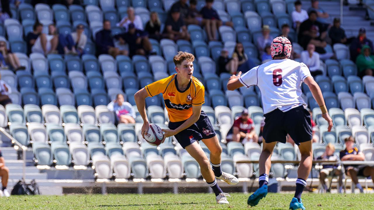 Buildcorp Emerging Reds Cup day one action between South East Queensland's Under-15s and Brisbane White Under-15s. Picture credit: QRU Media/ Erick Lucero.