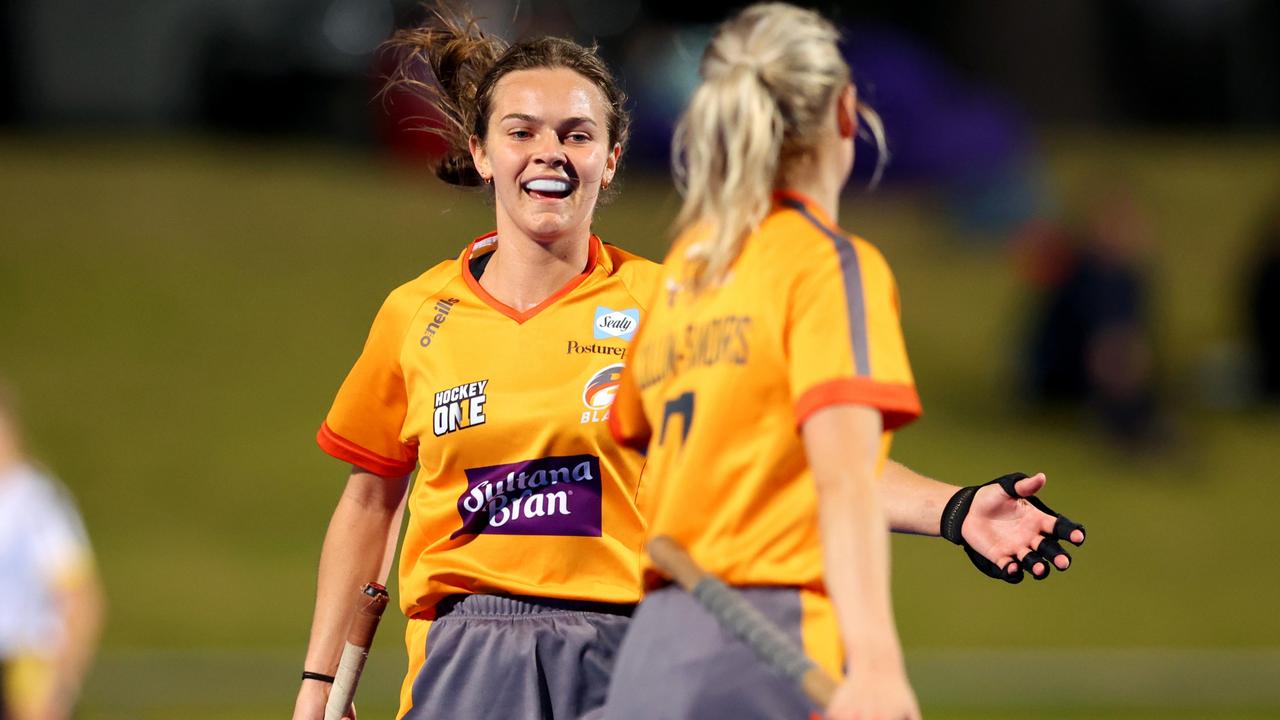 Bundy’s Rebecca Greiner, in action for the Brisbane Blaze, has made more than 20 appearances for Australia in hockey. Photo by James Worsfold/Getty Images