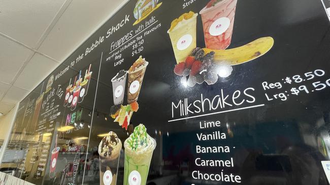 Bubbles N Froth: the menu includes milk shakes, banana splits, frappés, bubble teas, hola hola, smoothies and milkshakes.