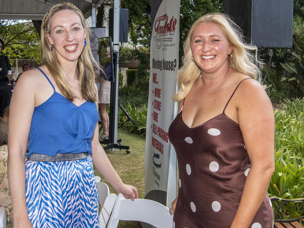 ( From left ) Tiffany Hayes and Josie O'Reilly at the Hogans Family Jewellers Ladies Diamond Luncheon 2020, Gips restaurant. Friday. 16th Oct 2020