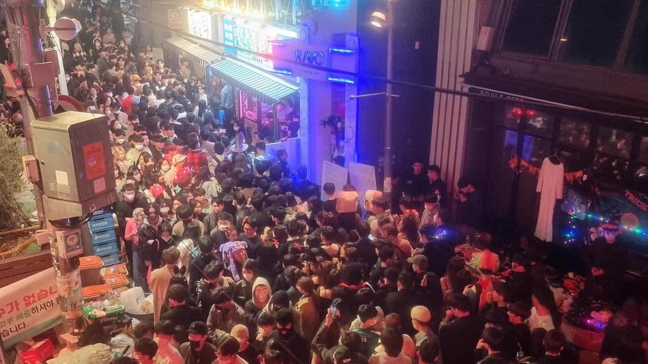 The crowds in Seoul's Itaewon district in Saturday. Picture: Twitter