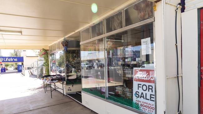 One of a number of shopfronts in Tara with ‘For sale’ signs. Picture: Mark Cranitch.