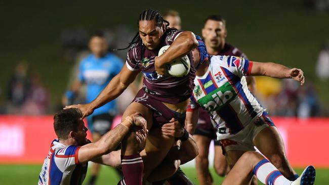 A monster game from Martin Taupau wasn’t enough to rescue the Sea Eagles.