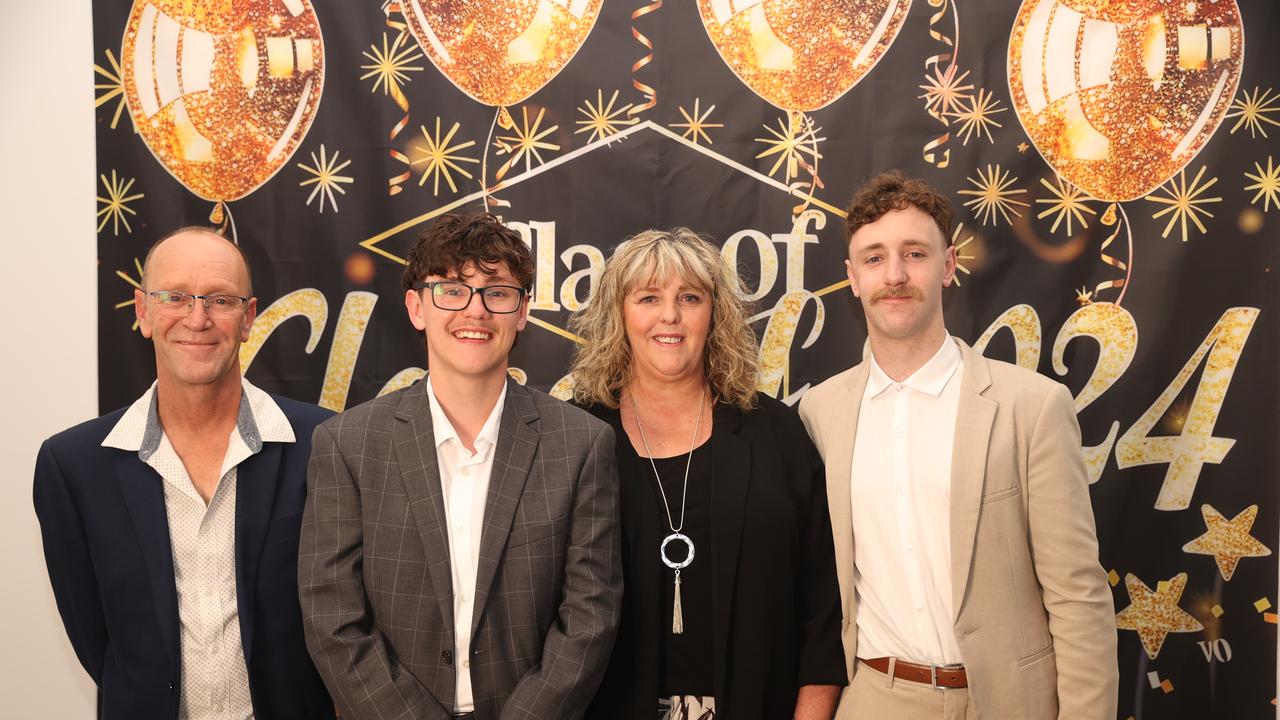 <p>Geelong Baptist College Year 12 student Miller Hartup with parents Aaron and Deb and brother Ayden. Picture: Alison Wynd</p>