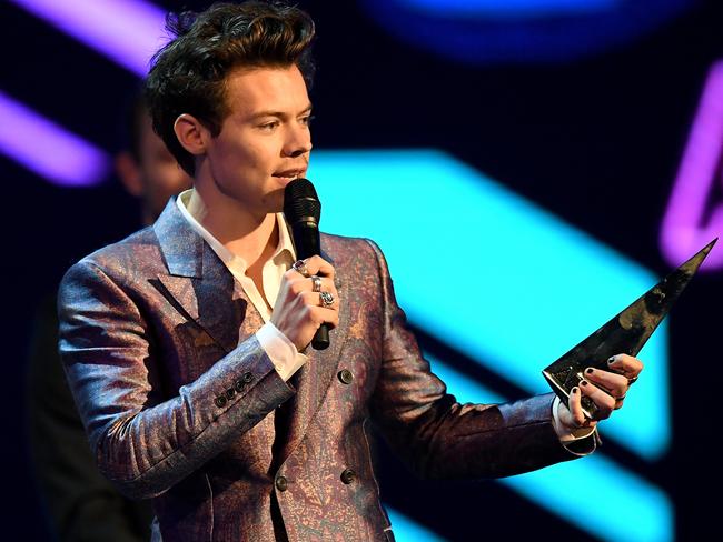 Harry Styles accepts the ARIA for Best International Artist. Picture: AAP Image/David Moir