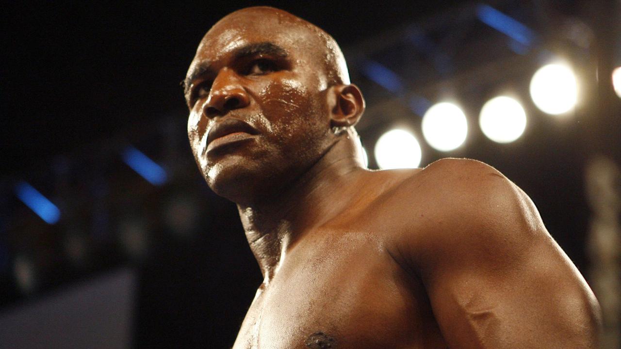 Evander Holyfield is returning to the ring.