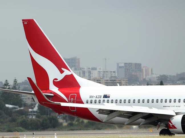 Qantas is launching a four-day Back Your Team early-bird sale for AFL fans.