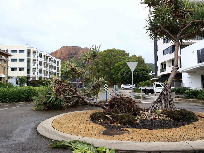 Townsville locals woke early to inspect the damage along The Strand left from TC Kirrily that hit overnight. Pics Adam Head