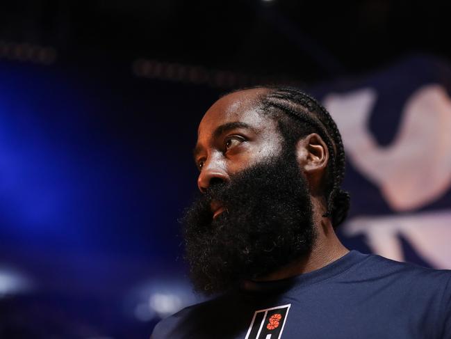 LOS ANGELES, CALIFORNIA - NOVEMBER 12: James Harden #1 of the LA Clippers is introduced for the game against the Memphis Grizzlies at Crypto.com Arena on November 12, 2023 in Los Angeles, California. NOTE TO USER: User expressly acknowledges and agrees that, by downloading and or using this photograph, User is consenting to the terms and conditions of the Getty Images License Agreement. (Photo by Meg Oliphant/Getty Images)