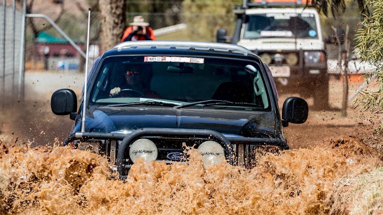 A vehicle takes on the Great Northern 4WD Course at the Red CentreNATS. Picture: NT Major Events