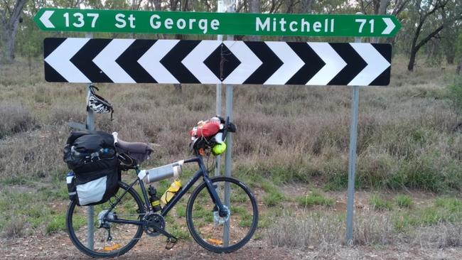 Goondiwindi man David Batterham begins his gruelling 1000km bike trek to raise awareness for dementia, 11 November, 2021