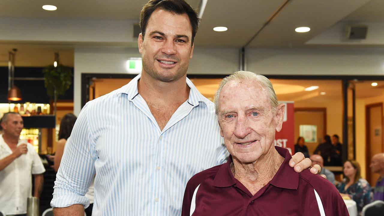 Men of League Dinner – Former Kangaroo and Men of League QLD manager David Shillington and Fraser Coast Referee of the Century Paul Goener.