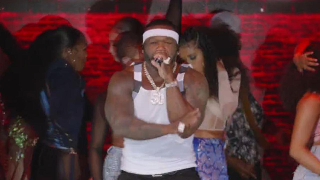 50 Cent started his In Da Club performance upside down.