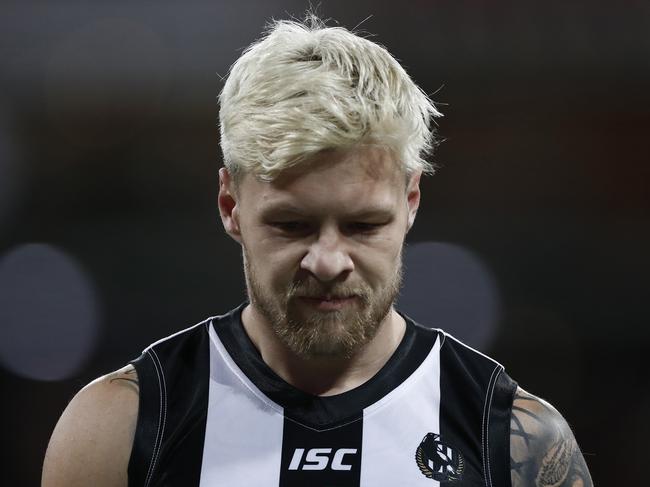 SYDNEY, AUSTRALIA - JUNE 26: Jordan De Goey of the Magpies warms up during the round 4 AFL match between Greater Western Sydney Giants and Collingwood Magpies at GIANTS Stadium on June 26, 2020 in Sydney, Australia. (Photo by Ryan Pierse/Getty Images)