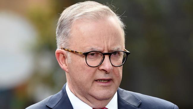 A poll shows support for Anthony Albanese is dropping. Picture: NCA NewsWire / Nicki Connolly