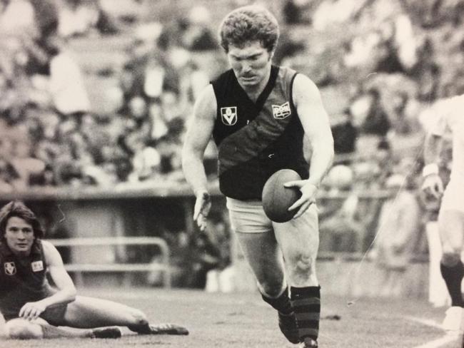 Jack Mihocek playing for Essendon.