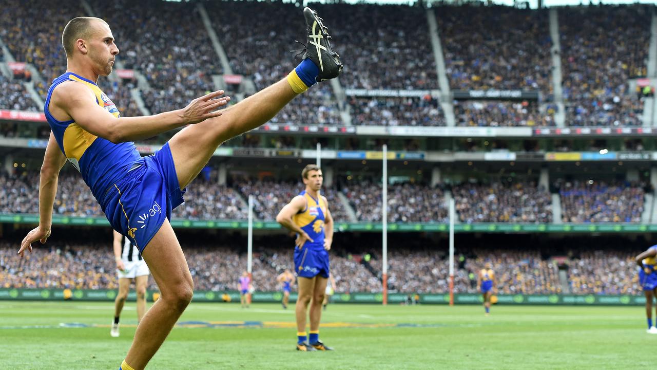 AFL 2019: Low-scoring, new rules, Brad Scott uncontested marks kick to ...