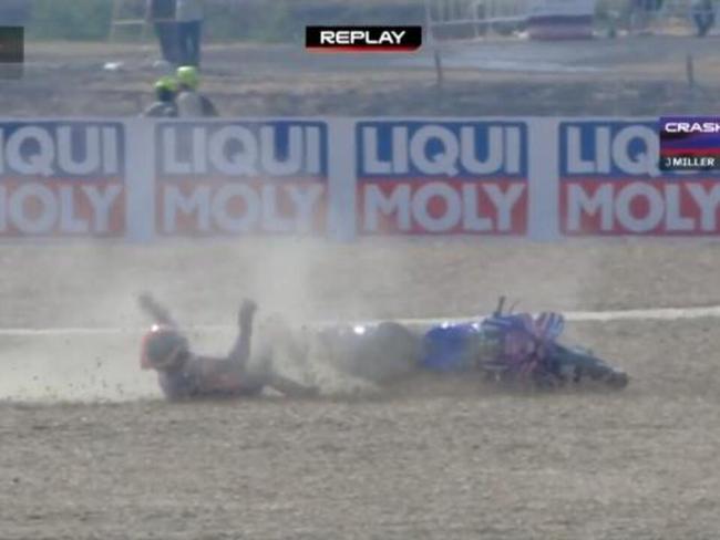 Miller CRASHES out in Thailand Sprint