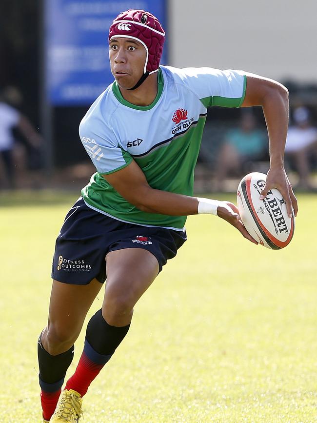 Try scorer Phoenix Johns in action