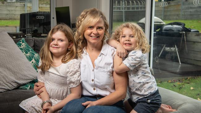 04-07-2023 Jessami Kingsley at home with kids Paddy and Eden Lily in Drysdale has been nominated for a AusMumprenuer Award. Picture: Brad Fleet