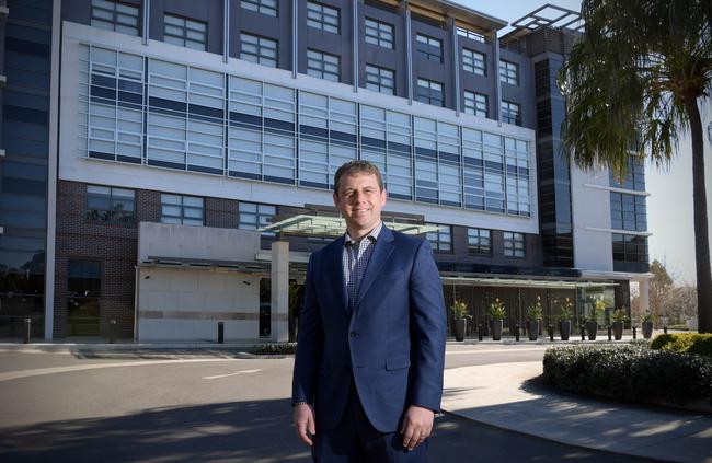 Rydges Hotel Campbelltown general manager Brett Barlow outside the hotel in 2017. Picture: Simon Bullard