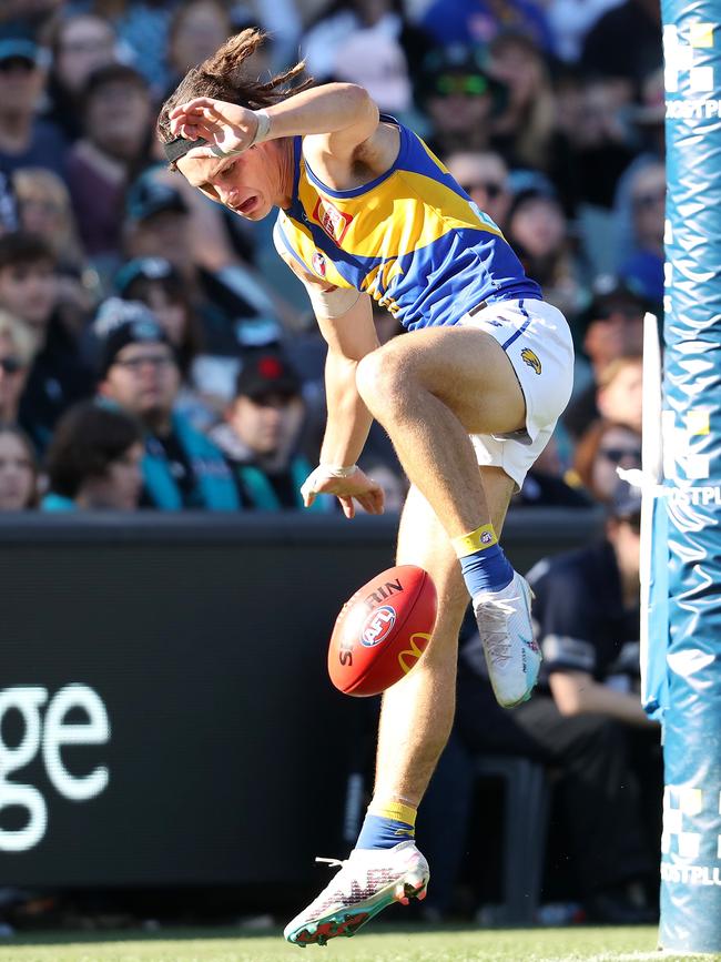 Culley kicks a goal against Port Adelaide. (Photo by Sarah Reed/AFL Photos via Getty Images)