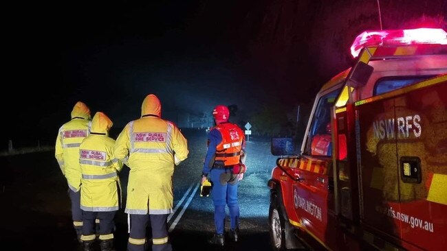 NSW SES Singleton Unit. All roads to Broke are now cut off.