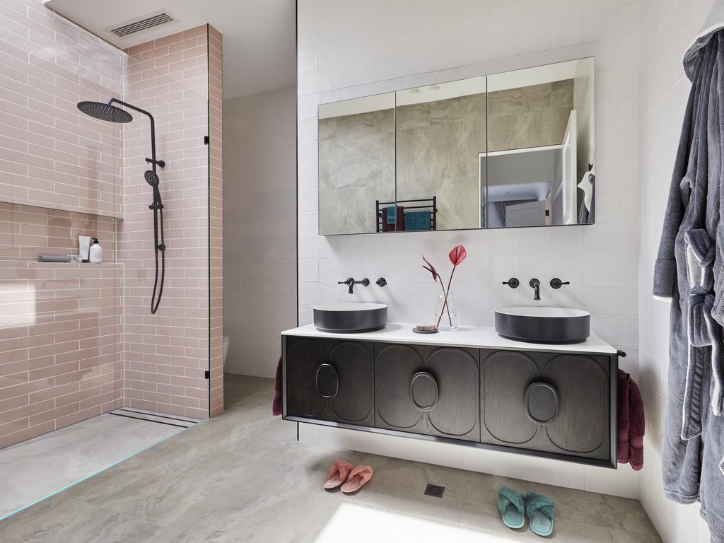 Easily room for a bath is this space. Picture: Channel 9