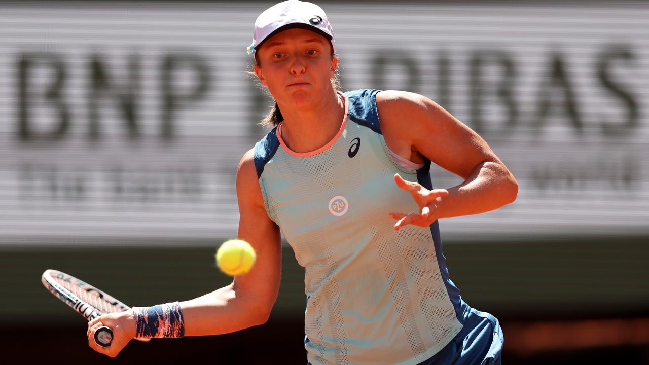 Iga Swiatek is beating everyone she meets. (Photo by Clive Brunskill/Getty Images)