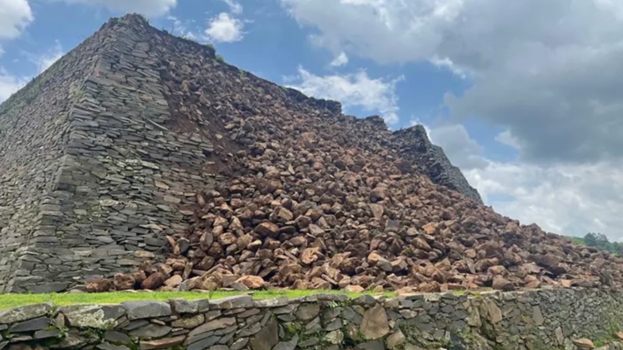 Federal experts say a drought caused fissures in the centuries-old structure, allowing rainwater to infiltrate and weaken it. Picture: Ramiro Aguayo/INAH