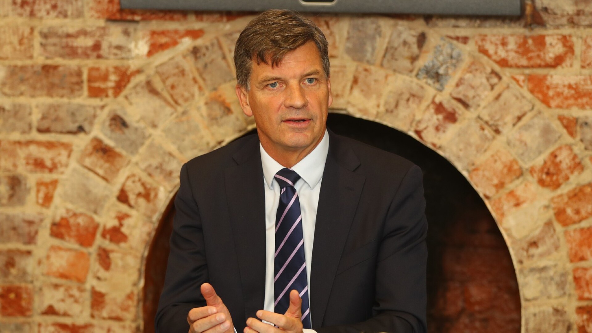 Liberal Party ‘in a mess’ ahead of leadership ballot