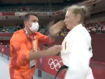 The shocking moment Germany's Martyna Trajdos was slapped on live TV.