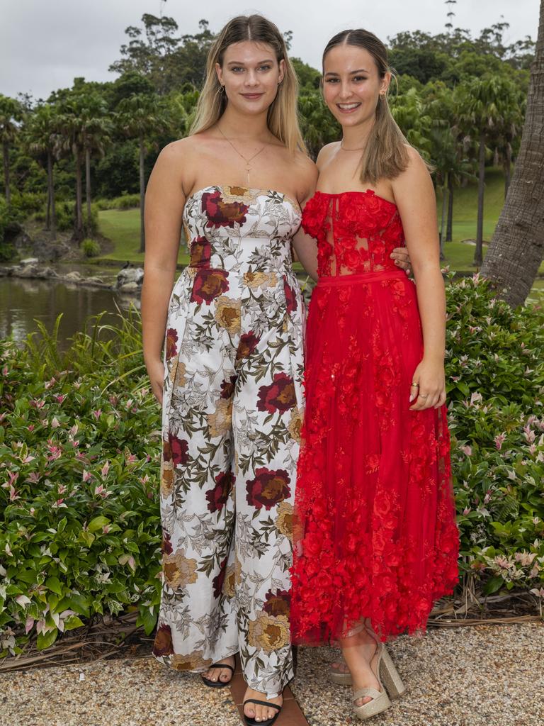 Asha Hartfield &amp; Rarran Calcraft at the Toormina High Formal.